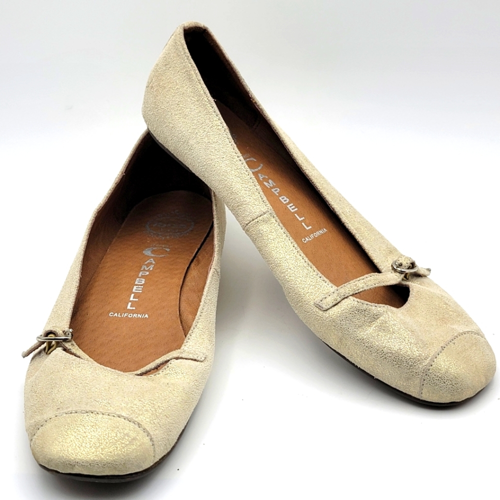 Jeffrey Campbell Women's Cream Ballet Flats SIZE 6.5. #1505‎